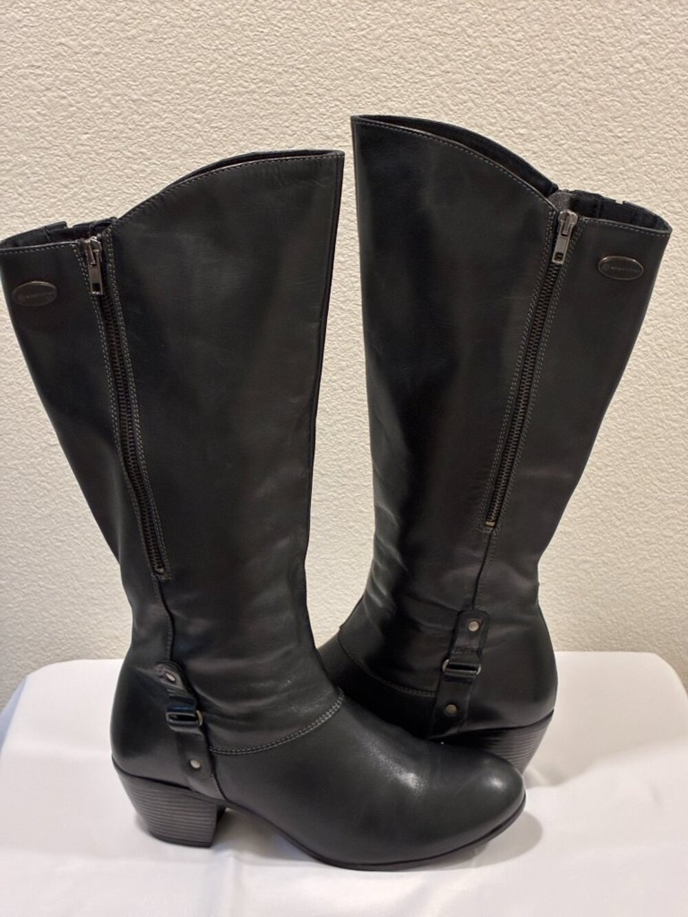 ERIC MICHAEL Black Leather Side Zip Knee High Boots Portugal Women 8.5/39 - Picture 8 of 14